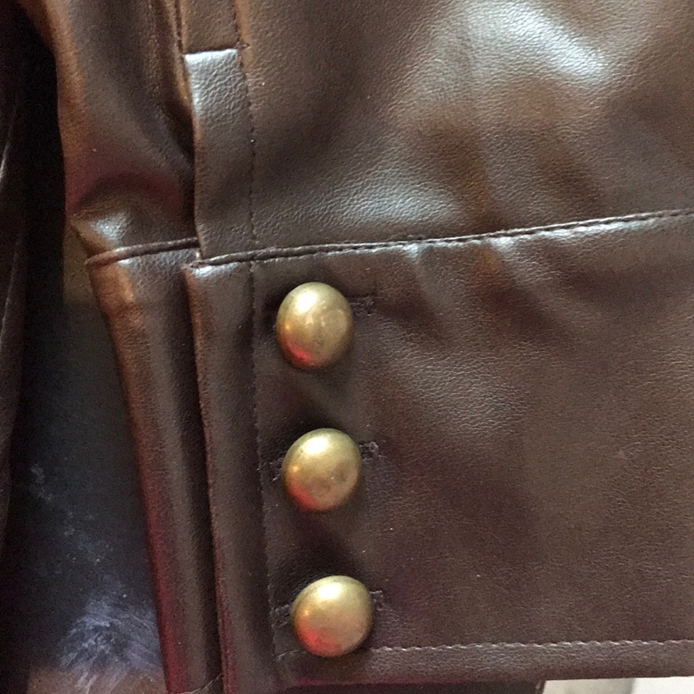 Leather jacket - Picture 2 of 5